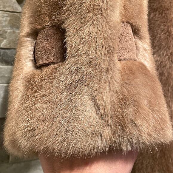 Grace’s Nashville Faux Fur Genuine Suede Belted Coat | Mid Century Vintage S/M/L - Picture 7 of 16
